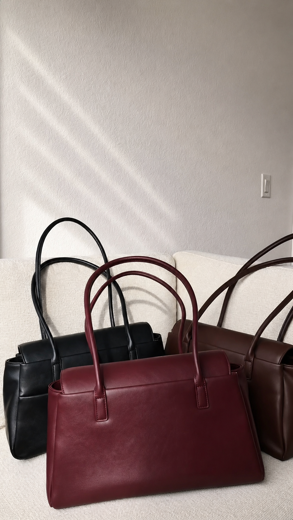 Avenza Signature Structured Tote