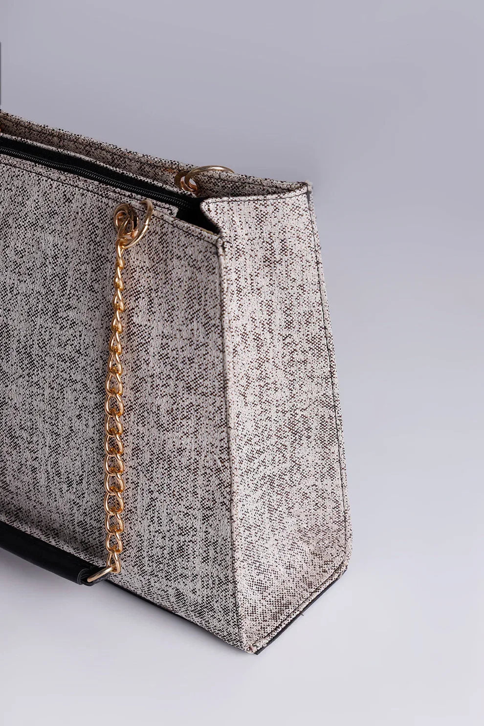 avenza-official-jute-fabric-vegan-leather-tote-black