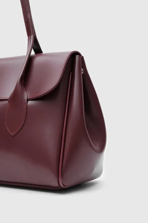 avenza-official-loon-pu-leather-tote-bag-maroon-color