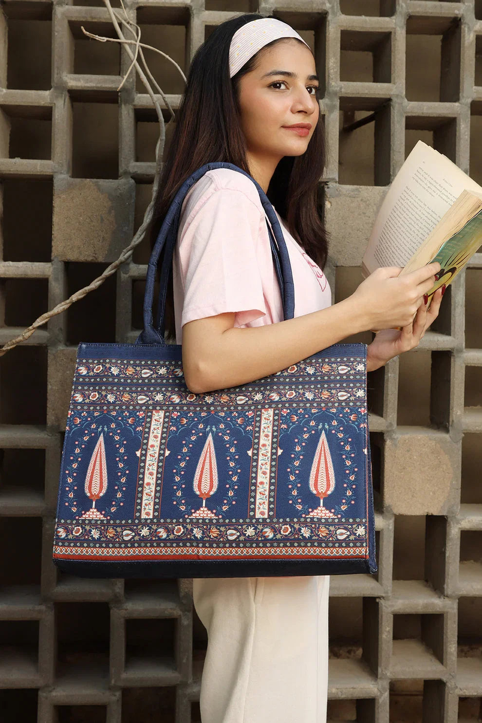avenza-official-original-canvas-bag-wase-pakistan