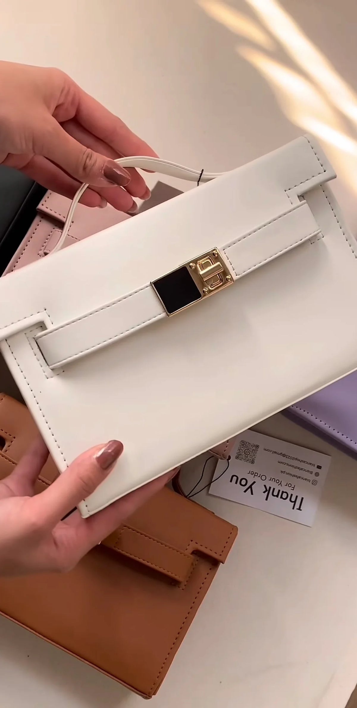 avenza-official-shimri-crossbody-bag-white-color