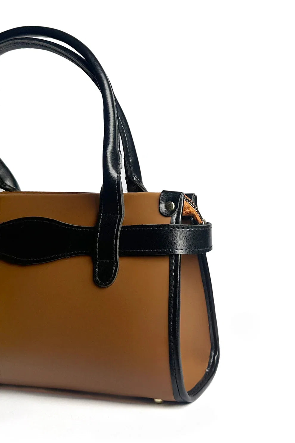 avenza-official-vouge-crossbody-bag-brown-color