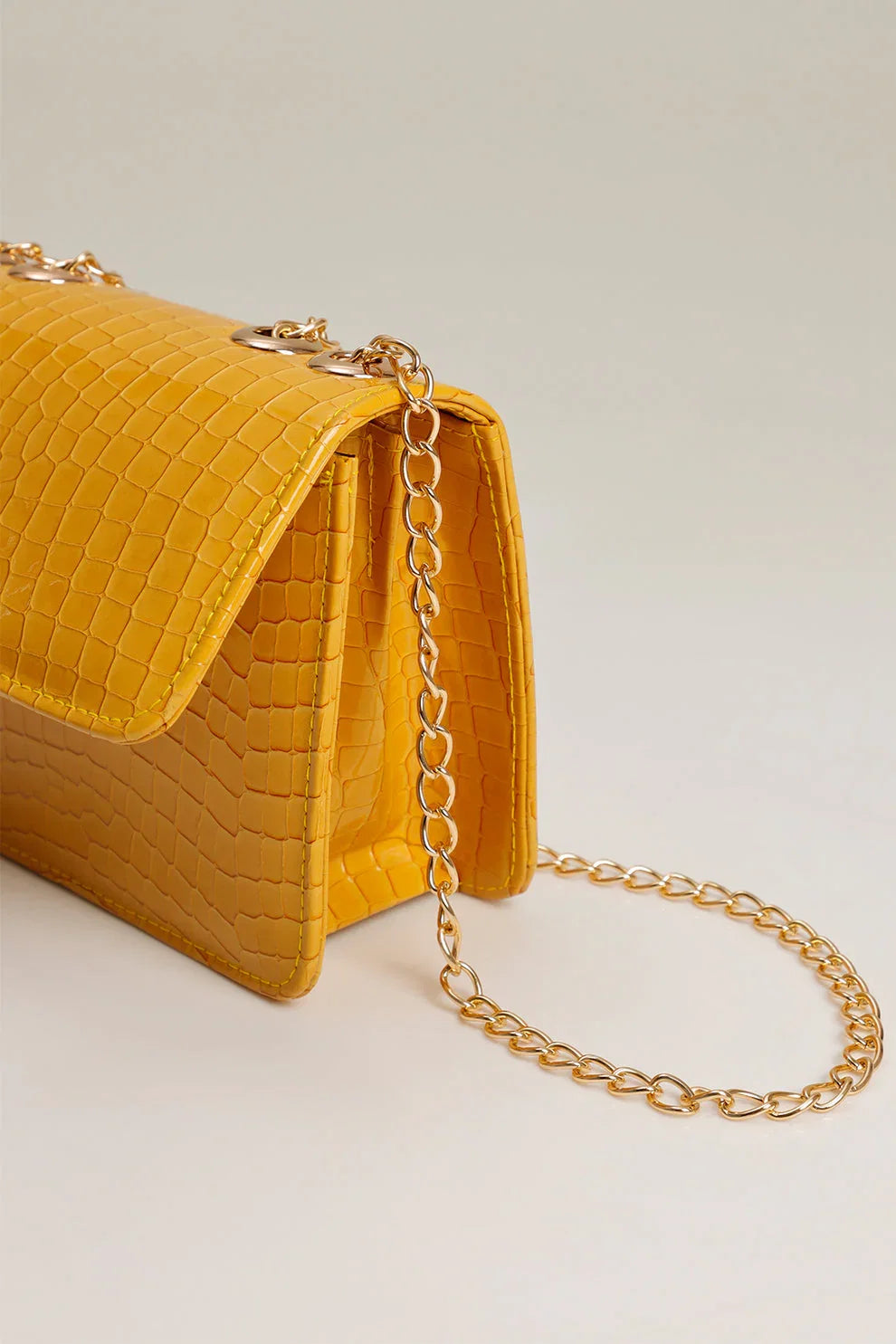 chic-womens-happy-ending-crossbody-handbag-mustard-color-avenza1