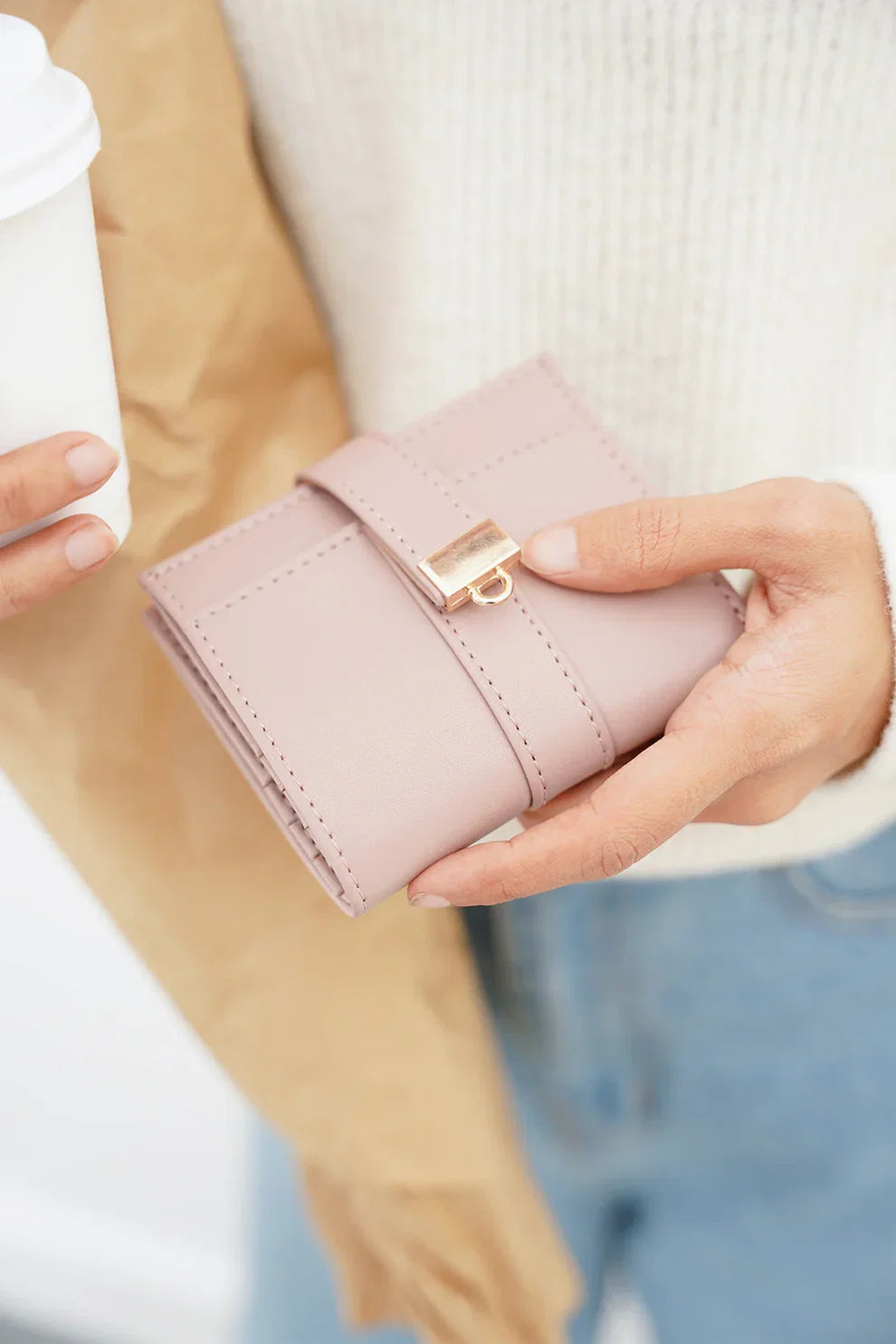cute-womens-mini-wallet-pink-color-avenza