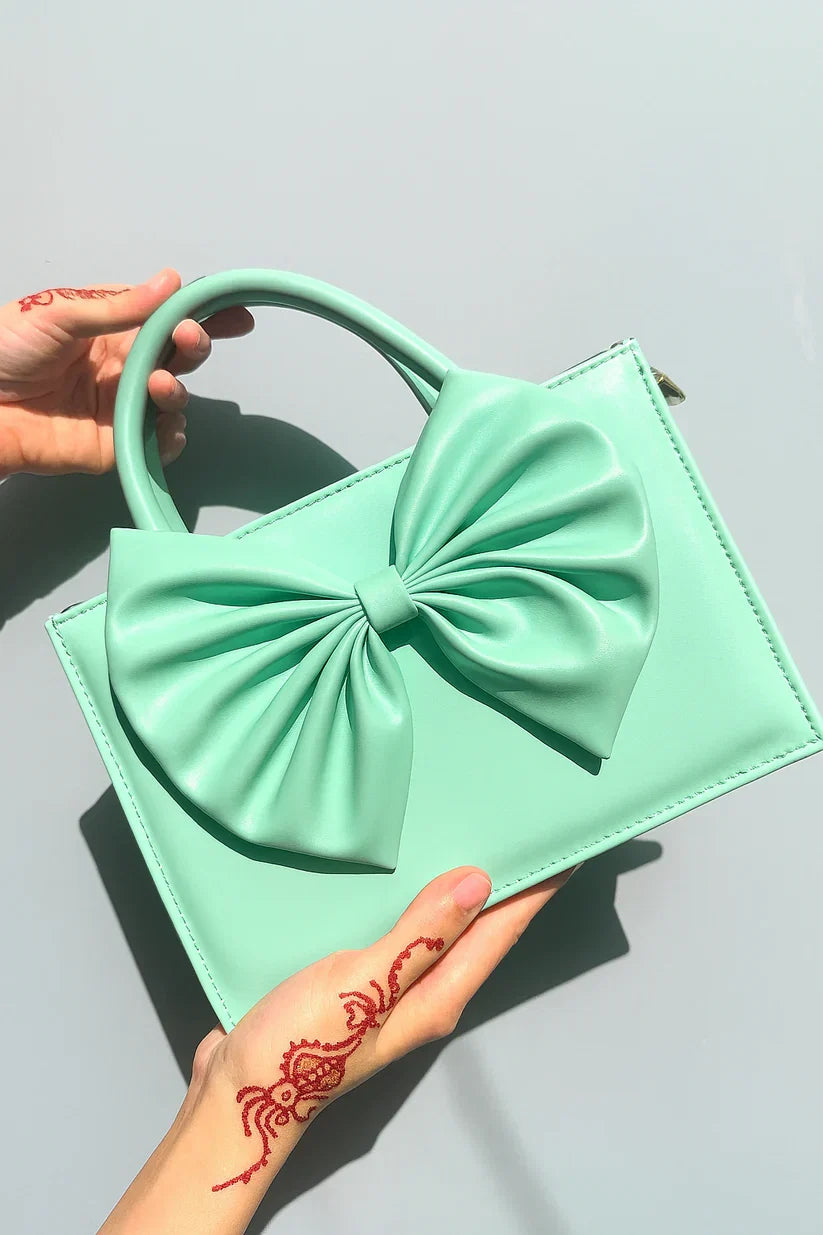 designer-women-crossbody-mint-green-avenza