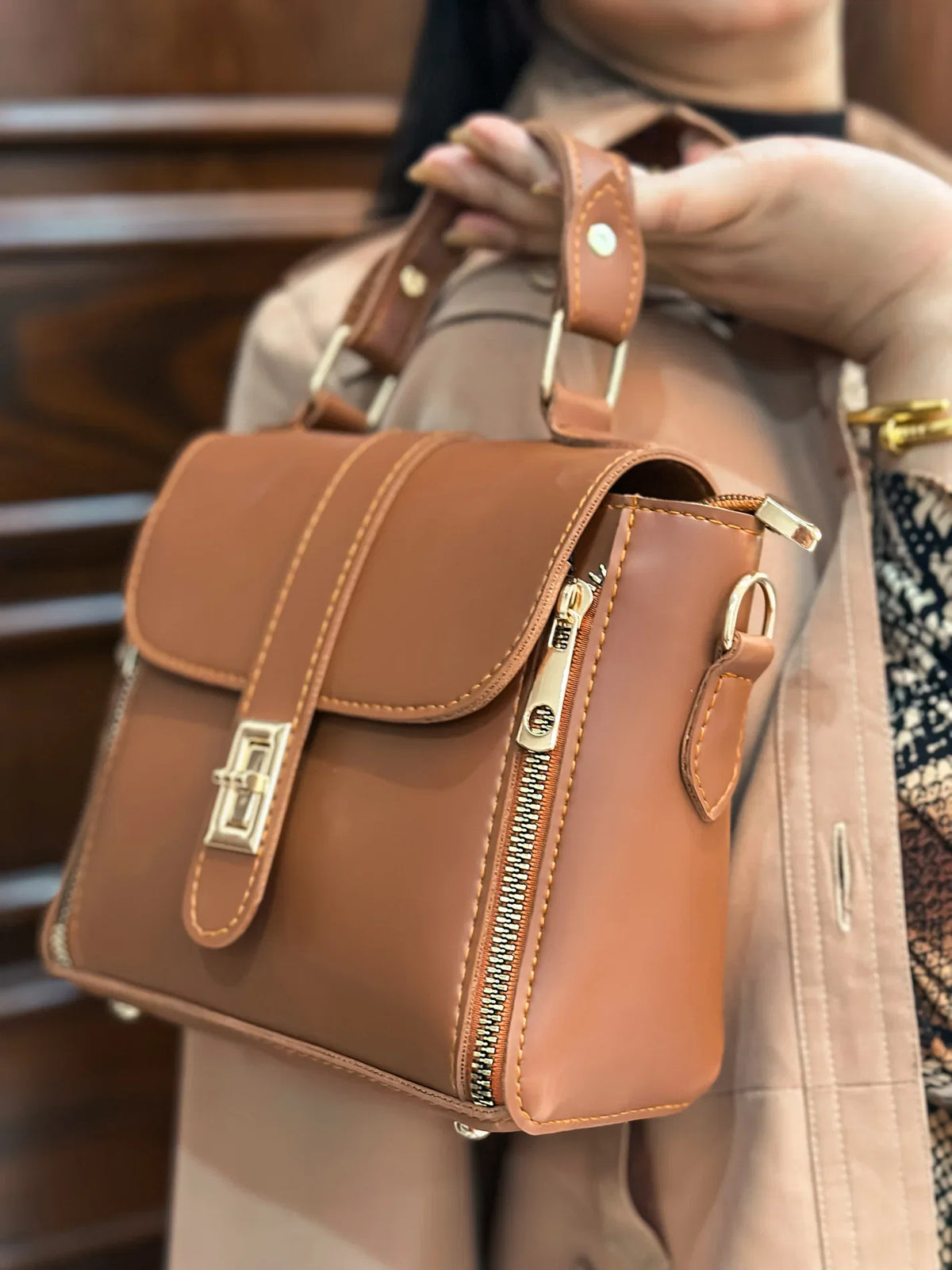 elegant-brown-mira-leather-crossbody-shoulder-bag-avenza-pakistan