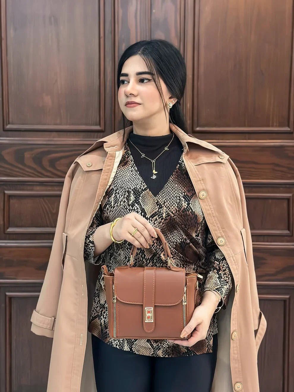 elegant-brown-mira-leather-crossbody-shoulder-bag-avenza-pakistan