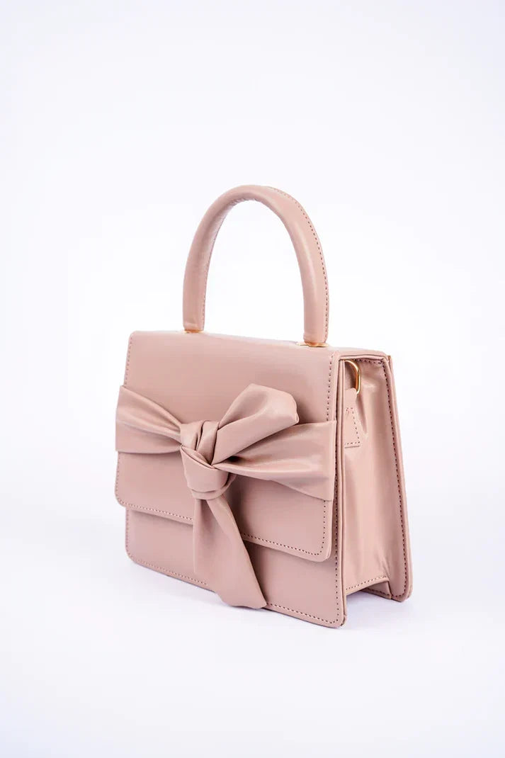 elegant-butterfly-crossbody-handbag-pink-color-avenza-pakistan