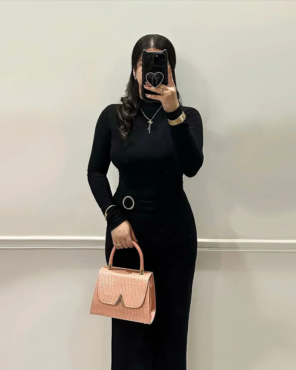 elegant-croc-embossed-crossbody-handbag-pink-color-avenza