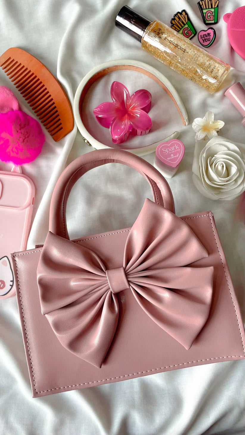 trendy-girls-crossbody-bag-with-bow-pink-color-avenza-official