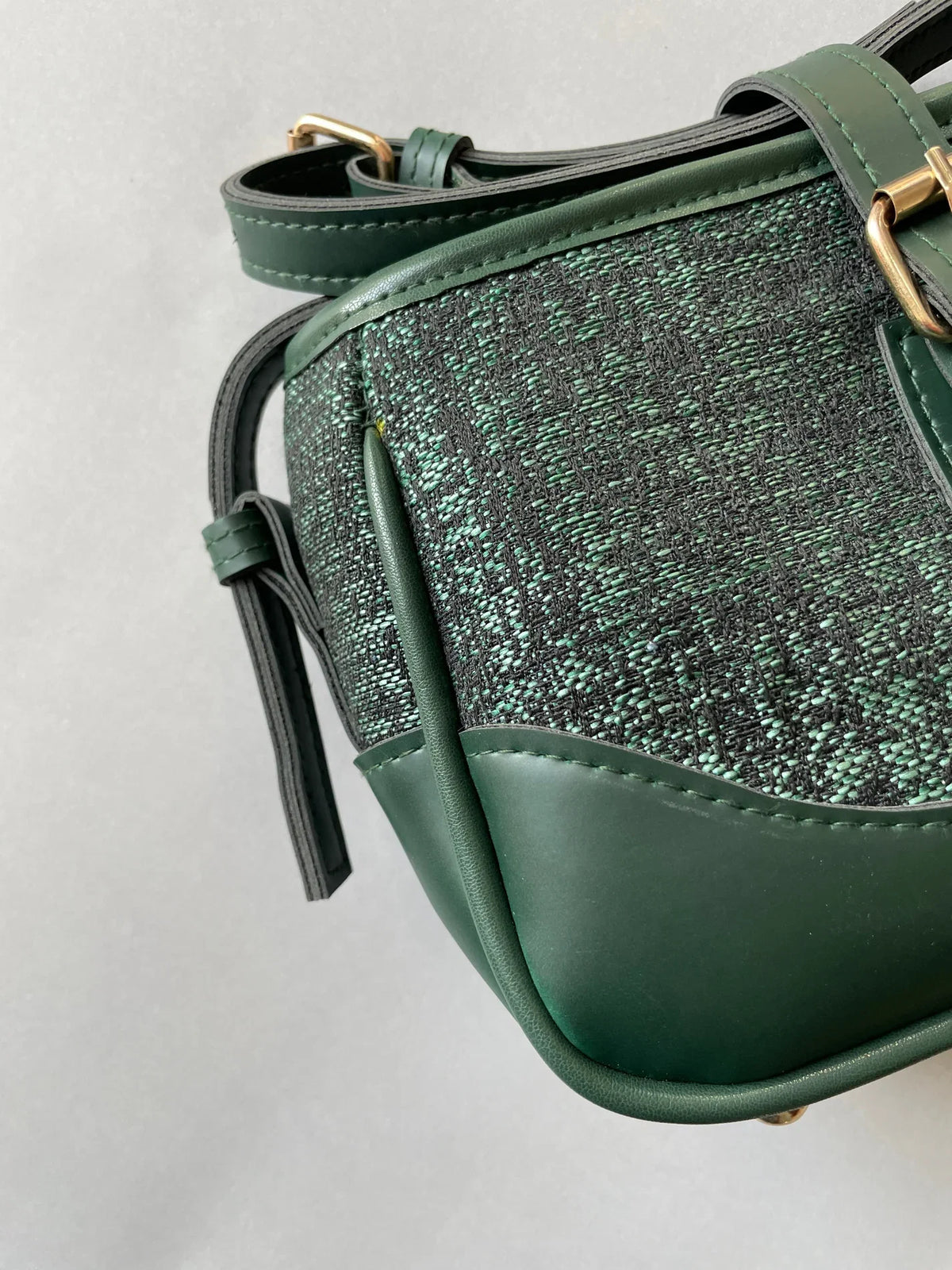 trendy-girls-jute-mix-shoulder-bag-green-color-harper-avenza