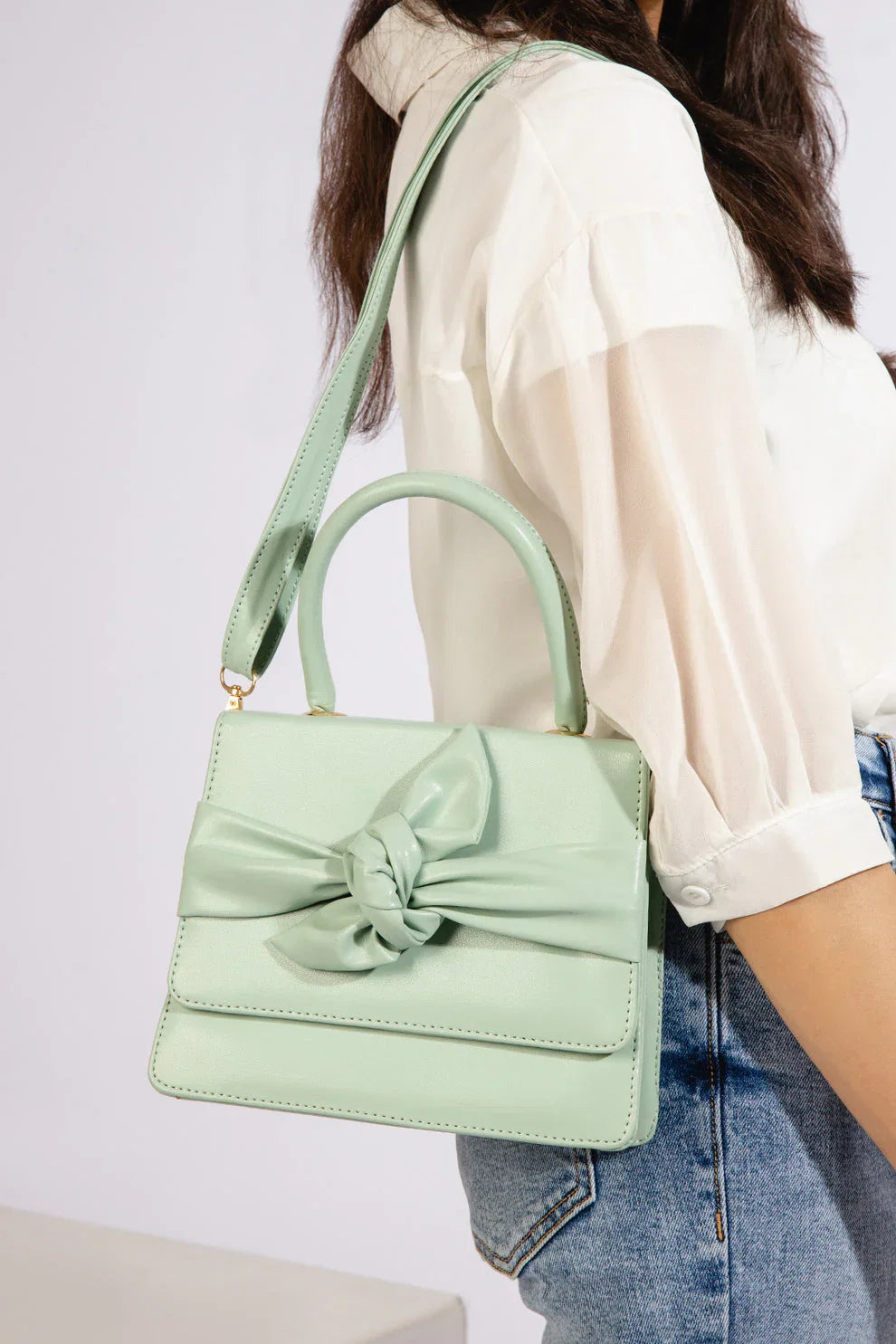 trendy-girls-shoulder-bag-mint-green-color-butterfly-avenza