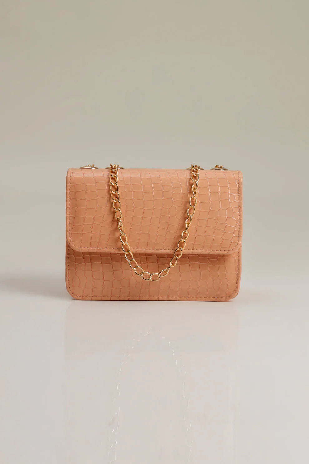 trendy-pink-happy-ending-crossbody-shoulder-bag-avenza-pakistan1